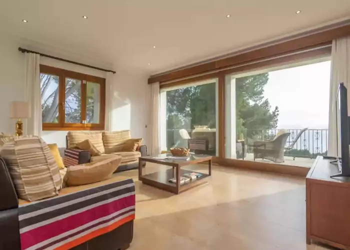 别墅 Mir Sa Des Pages With Pool