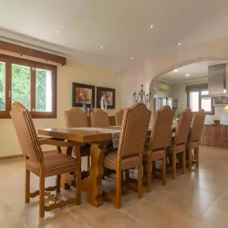 Mir Sa Des Pages With Pool Pollença