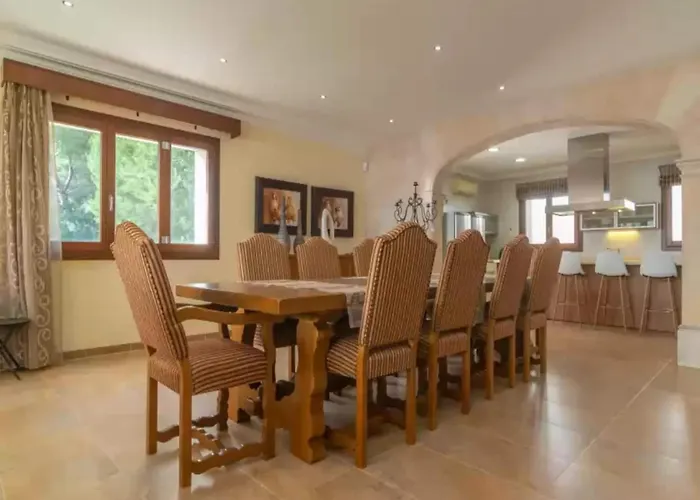 Mir Sa Des Pages With Pool Pollença