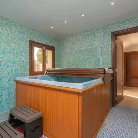 Mir Sa Des Pages With Pool