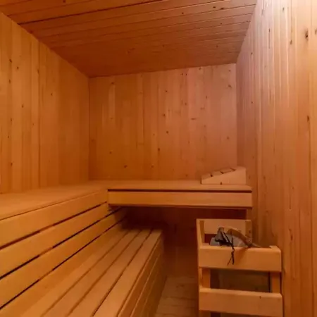 Mir Sa Des Pages With Pool