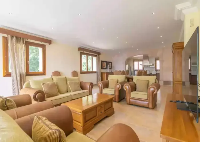 Mir Sa Des Pages With Pool *